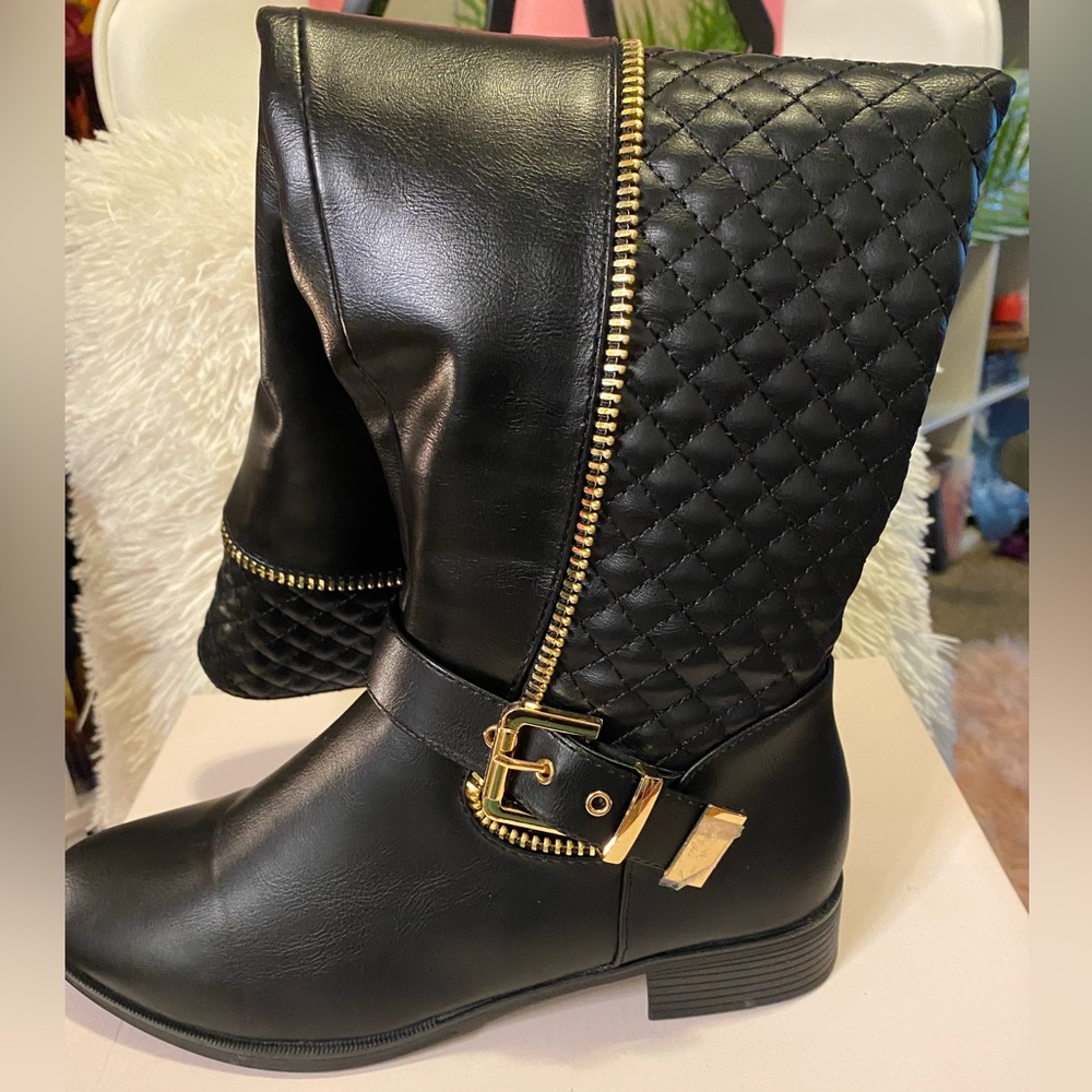 Black riding boots